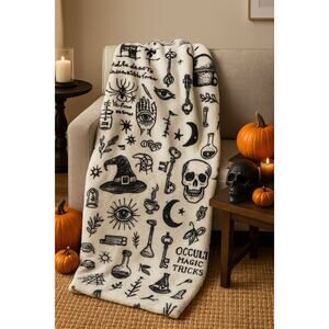 Rachel Roy Halloween Oversized Plush Soft Throw Blanket Black & White 60x70 NWT